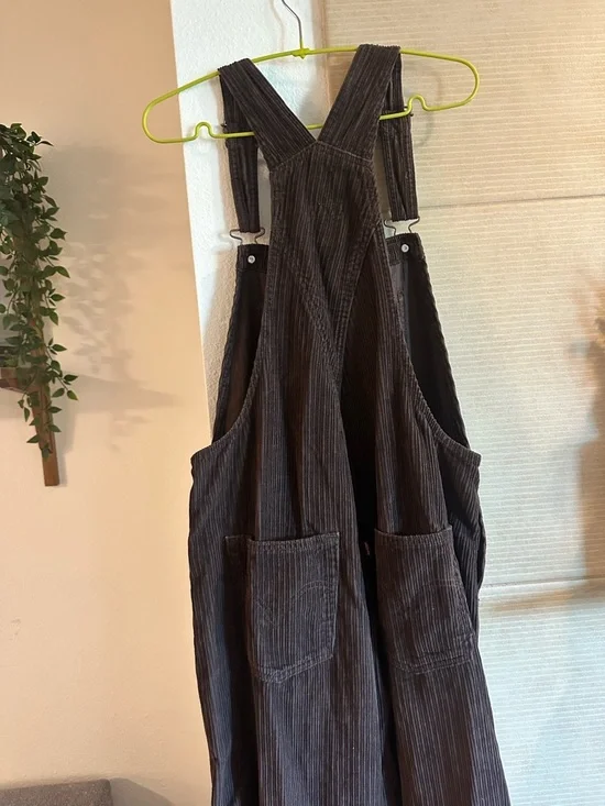 Levi’s Baggy Corduroy Overalls - Brown - Picture 4 of 5